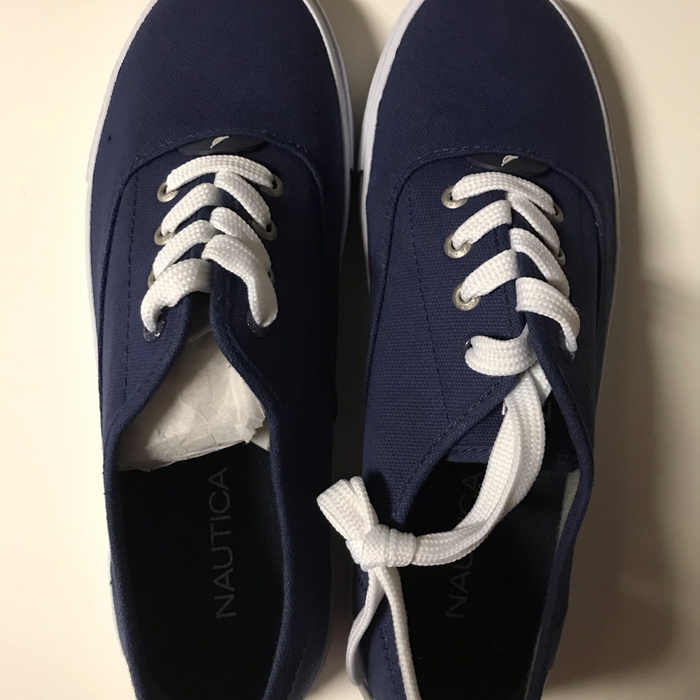 Brand new in box Nautica Loomdeck Shoes, blue, 10